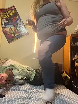 Lalalynn online show from February 28, 2026, 12:49 pm