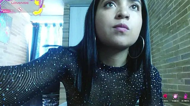 Snapshot of helenacyruss chatting on October 2, 2025, 8:01 pm helenacyruss online show from October 2, 2025, 8:01 pm