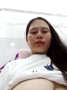 Baby-ladyass20 online show from May 24, 2026, 2:33 am