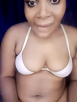 Queenshaz01 online show from January 19, 2025, 8:41 pm