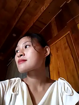 trieungoclnt online show from September 18, 2025, 4:04 am