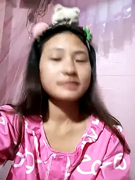 trieungoclnt online show from October 11, 2025, 4:30 pm