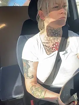 poussichienne online show from March 2, 2026, 9:05 am