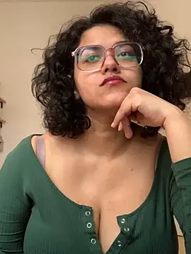 Curvydesifromgermany online show from January 24, 2025, 10:32 am