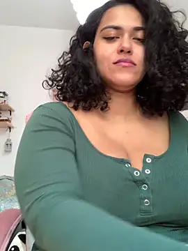 Curvydesifromgermany online show from September 30, 2025, 10:32 am