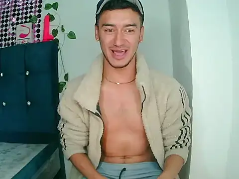 Kevin Torres online show from December 27, 2024, 5:37 pm