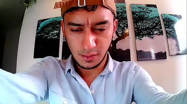 Snapshot of Kevin_Torres chatting on February 25, 2025, 1:53 pm Kevin Torres online show from February 25, 2025, 1:53 pm