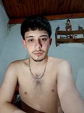 Snapshot of Elvergonn2105 chatting on November 17, 2025, 4:38 am Elvergonn2105 online show from November 17, 2025, 4:38 am