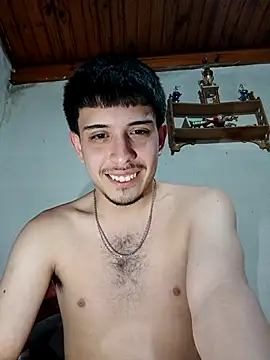 Snapshot of Elvergonn2105 chatting on October 18, 2025, 4:58 am Elvergonn2105 online show from October 18, 2025, 4:58 am