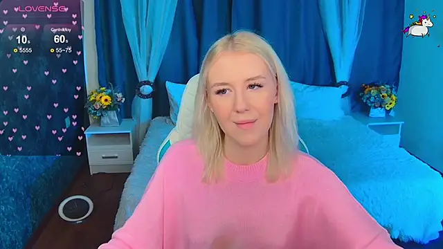 Snapshot of Selenatrend chatting on November 22, 2025, 12:48 pm Selenatrend online show from November 22, 2025, 12:48 pm