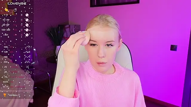 Snapshot of Selenatrend chatting on November 29, 2025, 6:13 am Selenatrend online show from November 29, 2025, 6:13 am