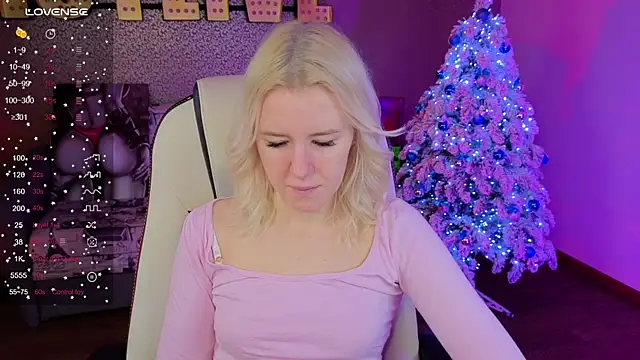 Snapshot of Selenatrend chatting on December 18, 2025, 6:18 am Selenatrend online show from December 18, 2025, 6:18 am