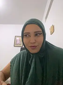 hannahayat online show from March 15, 2025, 1:19 am