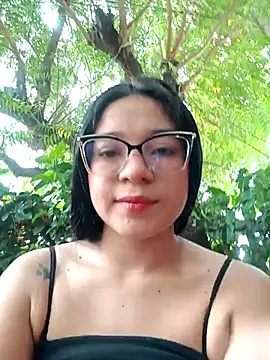 Snapshot of -VICKKY chatting on March 21, 2025, 7:24 pm -VICKKY online show from March 21, 2025, 7:24 pm