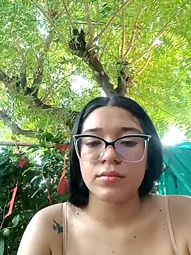 Snapshot of -VICKKY chatting on February 18, 2025, 8:36 pm -VICKKY online show from February 18, 2025, 8:36 pm
