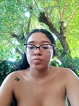 Snapshot of -VICKKY chatting on March 5, 2025, 9:26 pm -VICKKY online show from March 5, 2025, 9:26 pm