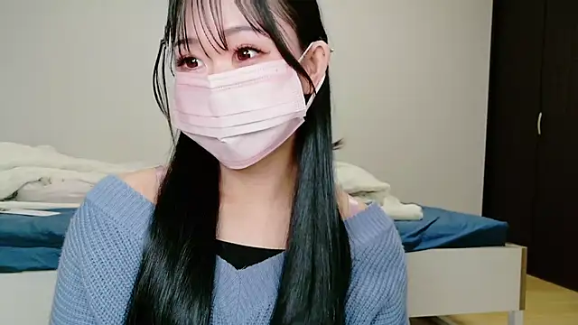 00 aoi 00 online show from March 8, 2025, 3:06 am