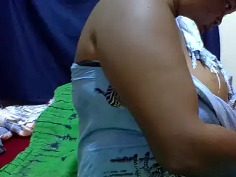 zoey10 online show from March 13, 2025, 3:28 pm