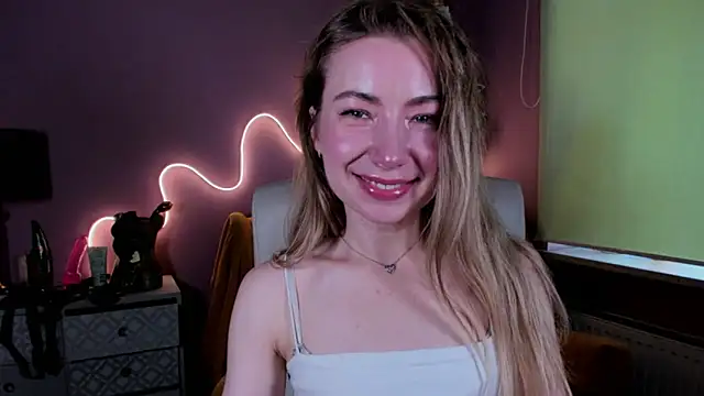 Snapshot of Mia_Tasty chatting on September 21, 2025, 1:27 pm Mia Tasty online show from September 21, 2025, 1:27 pm