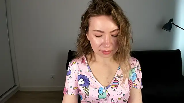 Mia Tasty online show from April 1, 2026, 6:26 am