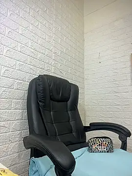 ImCrazzy online show from March 12, 2026, 3:16 pm