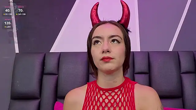 Snapshot of Antonella-Ray chatting on October 31, 2025, 8:05 pm Antonella-Ray online show from October 31, 2025, 8:05 pm