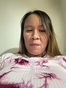 Snapshot of Emiily_lee chatting on September 29, 2025, 1:45 am Emiily lee online show from September 29, 2025, 1:45 am