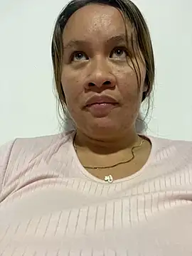 Emiily lee online show from March 13, 2025, 8:00 pm