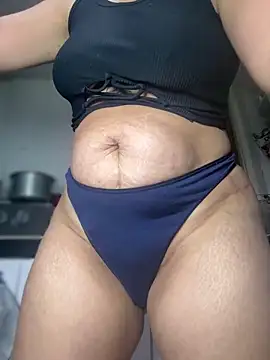 Snapshot of Emiily_lee chatting on October 15, 2025, 9:17 am Emiily lee online show from October 15, 2025, 9:17 am