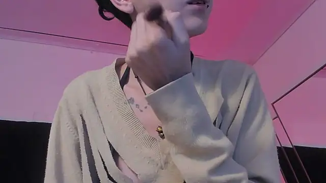 BonnieCute  online show from February 18, 2025, 11:44 am