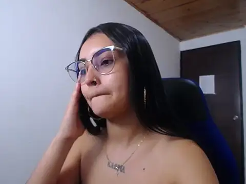 Snapshot of antonella_sweetlittle chatting on October 2, 2025, 12:41 pm antonella sweetlittle online show from October 2, 2025, 12:41 pm