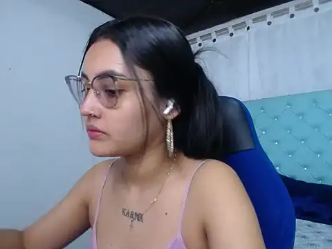 Snapshot of antonella_sweetlittle chatting on October 27, 2025, 1:34 pm antonella sweetlittle online show from October 27, 2025, 1:34 pm