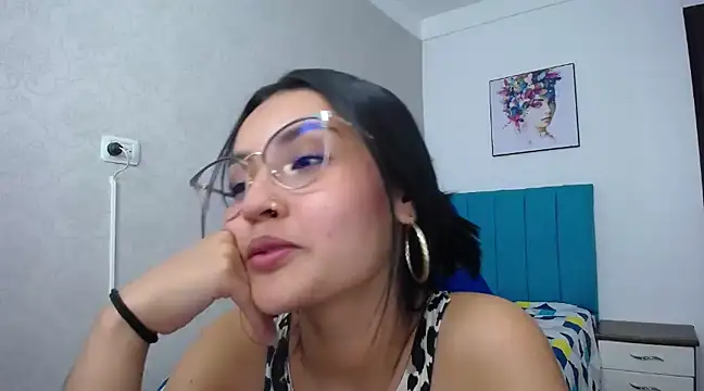 antonella sweetlittle online show from February 19, 2025, 3:49 pm