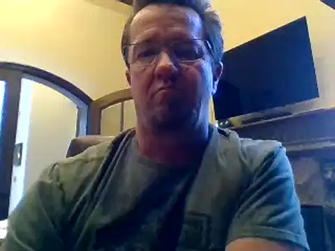 sluttydylan online show from February 7, 2025, 11:34 pm