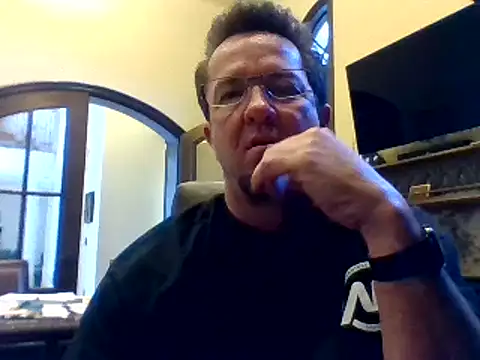 sluttydylan online show from December 4, 2024, 4:32 pm