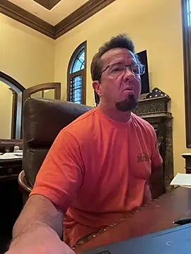 Snapshot of sluttydylan chatting on February 17, 2026, 12:08 am sluttydylan online show from February 17, 2026, 12:08 am