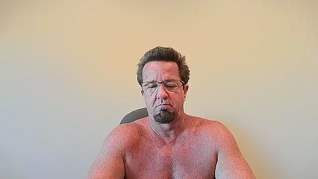 sluttydylan online show from December 1, 2025, 9:48 pm