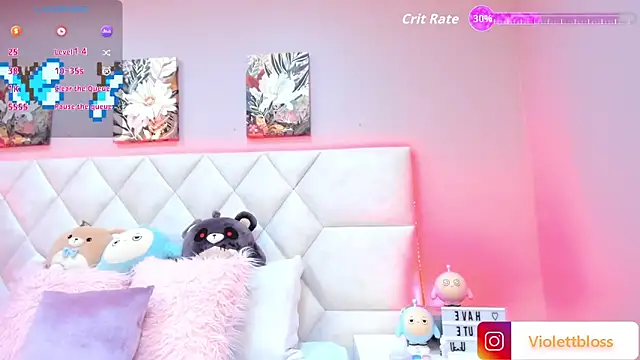 Snapshot of Violettbloss chatting on September 19, 2025, 3:10 am Violettbloss online show from September 19, 2025, 3:10 am