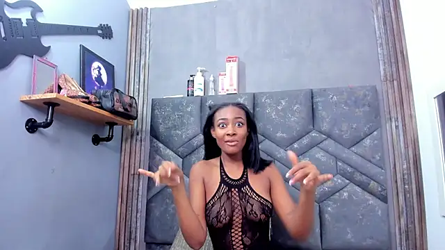 dalilaqueen online show from February 20, 2026, 12:18 pm