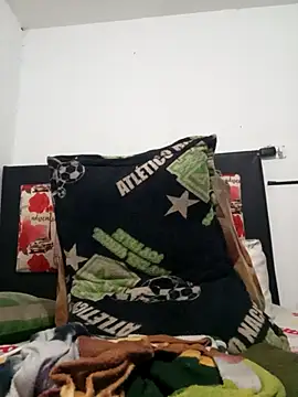 Snapshot of MaximoSualteza777 chatting on October 26, 2025, 6:36 am MaximoSualteza777 online show from October 26, 2025, 6:36 am