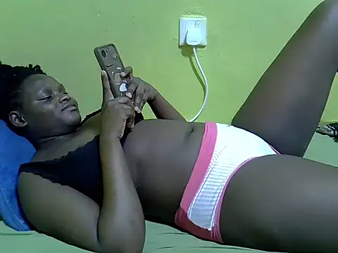 queendebbie online show from January 13, 2026, 12:53 pm