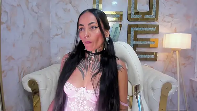 Snapshot of hanna_slut_ chatting on October 30, 2025, 11:52 am hanna slut  online show from October 30, 2025, 11:52 am