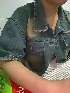 Snapshot of Sofia_xx2 chatting on February 18, 2025, 2:38 pm Sofia xx2 online show from February 18, 2025, 2:38 pm