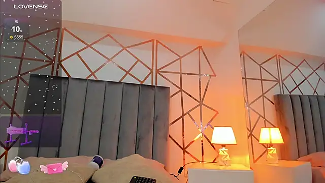 Snapshot of Megan_Thompsonn chatting on March 13, 2025, 6:45 pm Megan Thompsonn online show from March 13, 2025, 6:45 pm