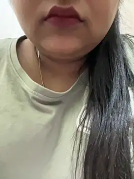 smile pretty online show from November 24, 2025, 5:24 pm