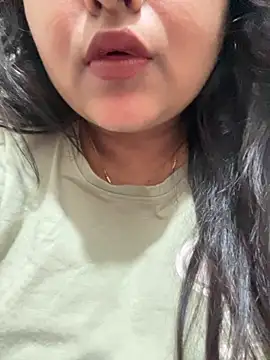 smile pretty online show from March 2, 2026, 9:00 pm