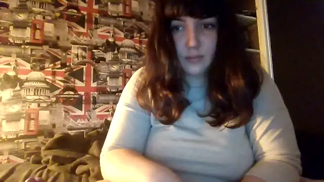 Lynylou online show from September 18, 2025, 9:45 am