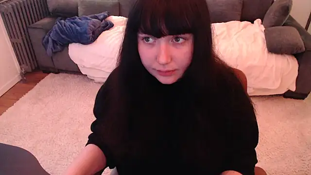 Lynylou online show from March 20, 2025, 6:41 am