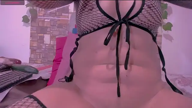 Snapshot of CrazyRousex chatting on November 30, 2025, 12:17 pm CrazyRousex online show from November 30, 2025, 12:17 pm