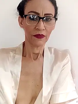 Snapshot of BarbaraMature chatting on March 1, 2026, 4:51 pm BarbaraMature online show from March 1, 2026, 4:51 pm